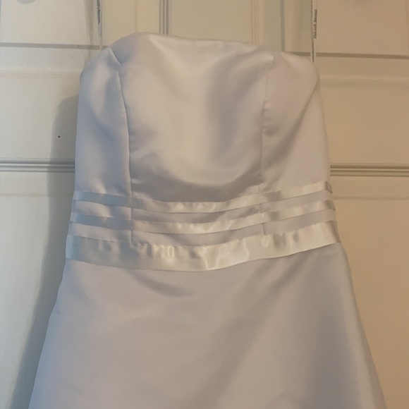 Wedding dress that could also be used for sweet 16s - Picture 4 of 13